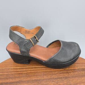 Boc Born Shoes Womens 7 M Black Leather Buckle Strap Block Heel Mary Jane Clogs